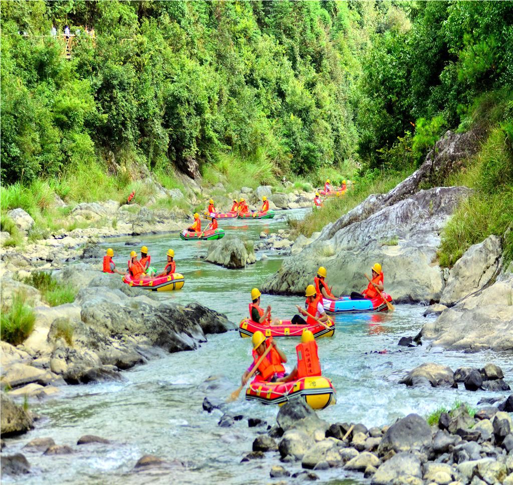 Yunlong Valley Scenic Area Introduction